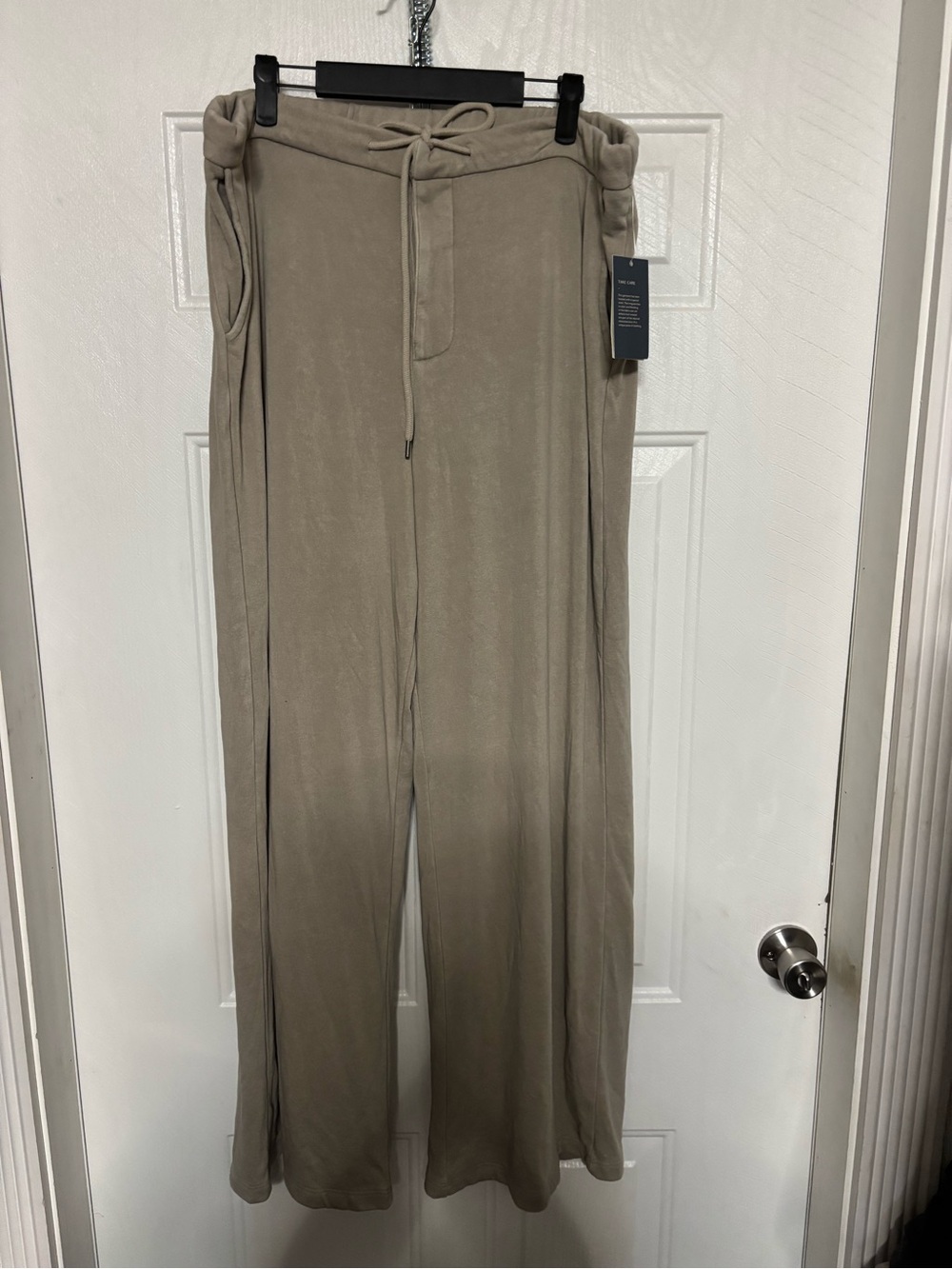 Women's Wide-Leg Drawstring Pants in Taupe